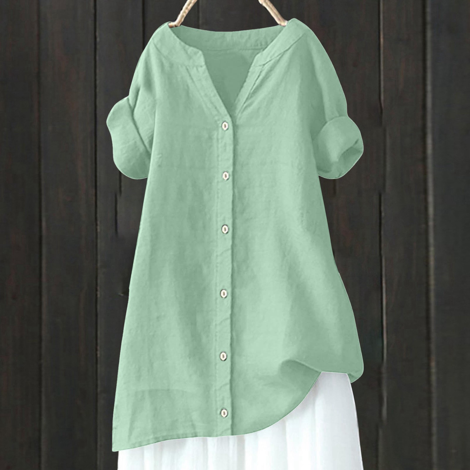 thumbnail image 2 of Camisa de lino para mujer: talla grande, manga corta, cuello en V, color liso, 2 of 4